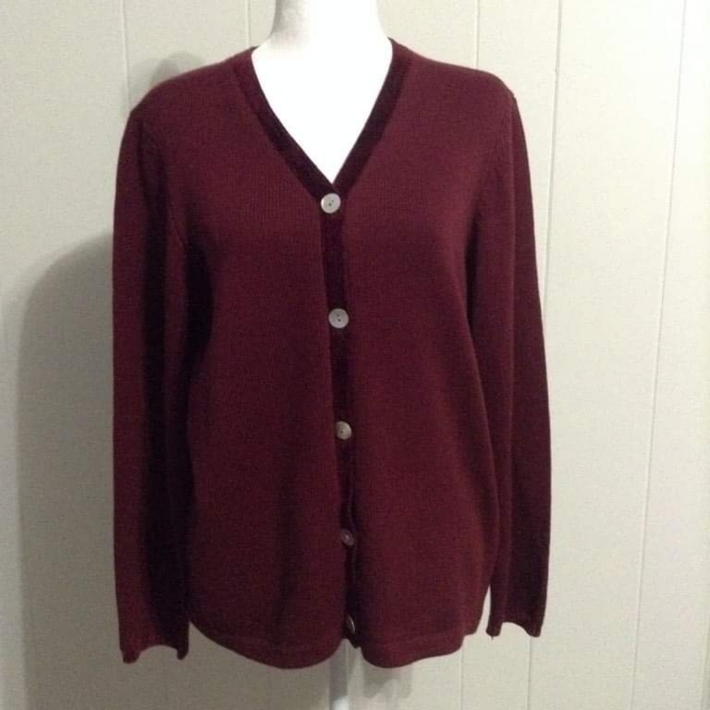 Denim & Co medium maroon button front cardigan